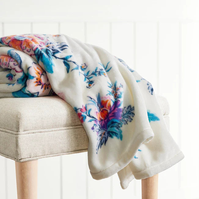 Plush Throw Blanket in Magnifique Floral Blanket Vera Bradley   