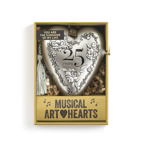 Musical 25th Anniversary Art Heart Demdaco
