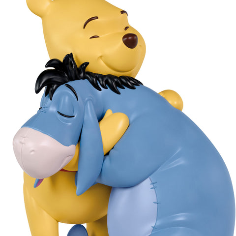 Hallmark Disney Winnie the Pooh Holiday Hugs Ornament Hallmark