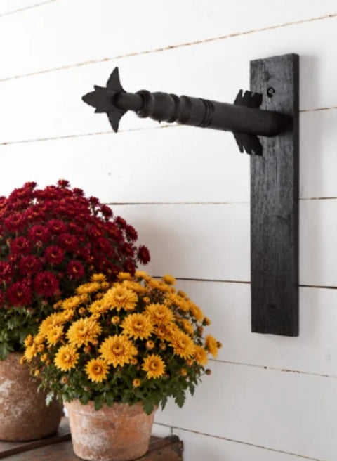 Black Hanging Arrow Wall Decor