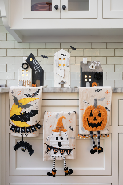 Jack-O-Lantern Dangle Leg Towel Towel Mud Pie   